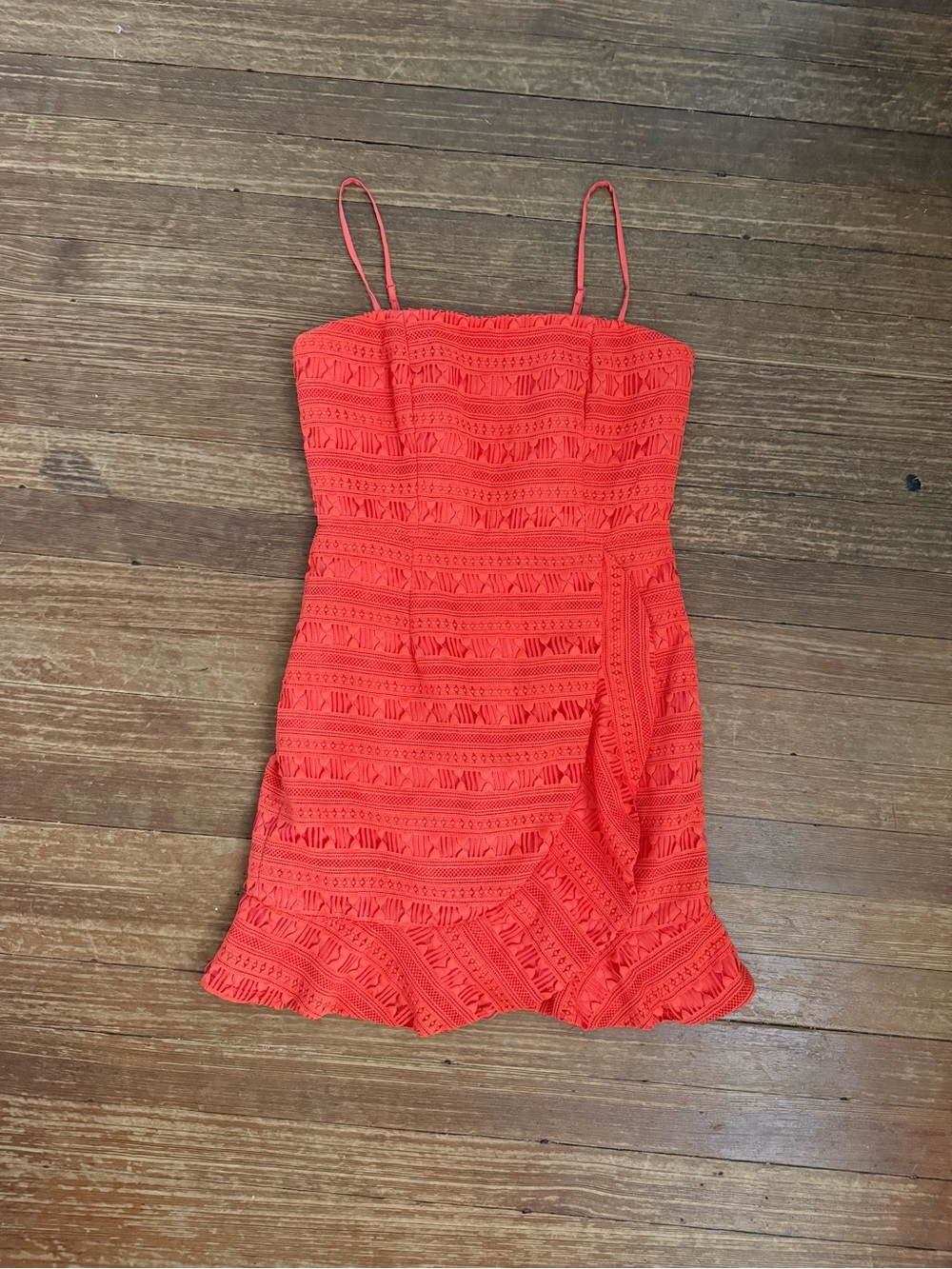 Bardot Spaghetti Strap Lace Ruffle Cocktail Dress in Coral / Orange Size US6